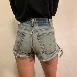 Vintage Levi’s Jean Shorts